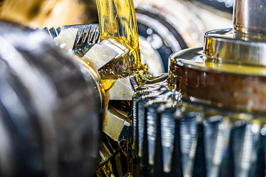 Lubricant oil
